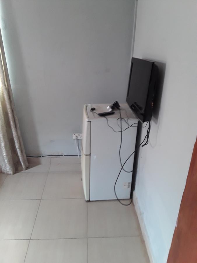 Bizay Hotel Sunyani Buitenkant foto
