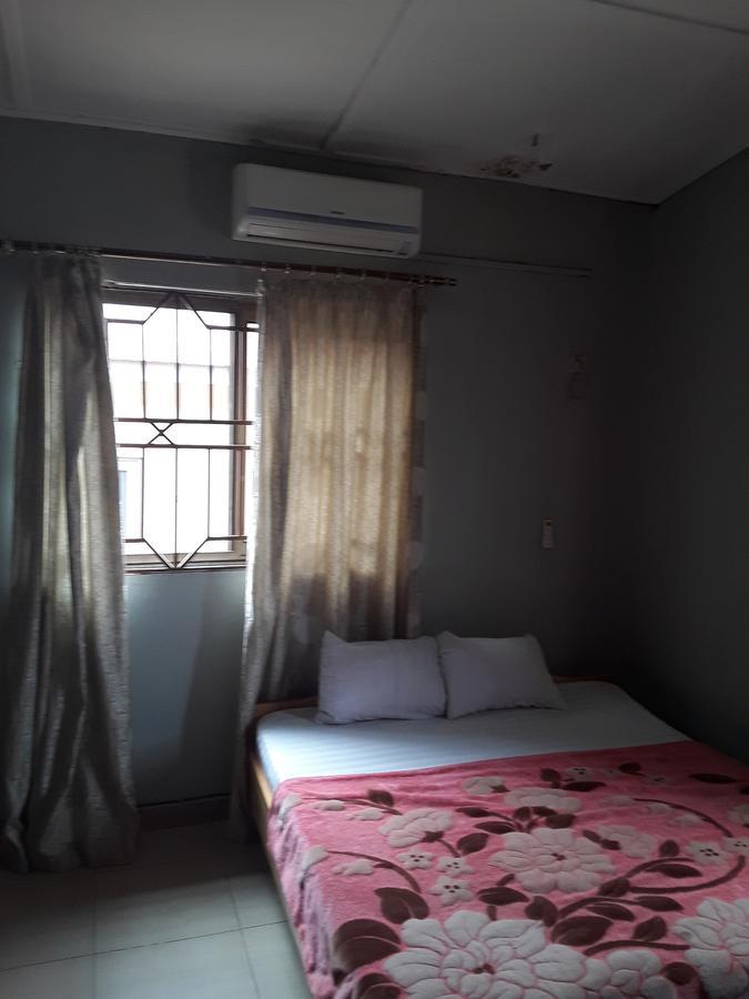 Bizay Hotel Sunyani Buitenkant foto