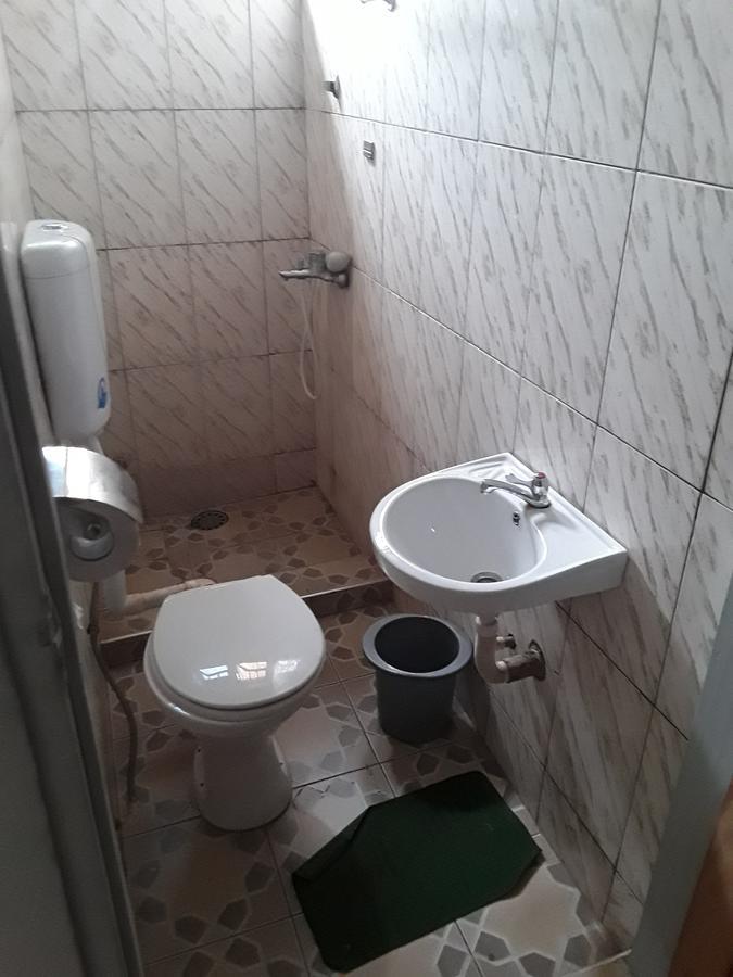 Bizay Hotel Sunyani Buitenkant foto